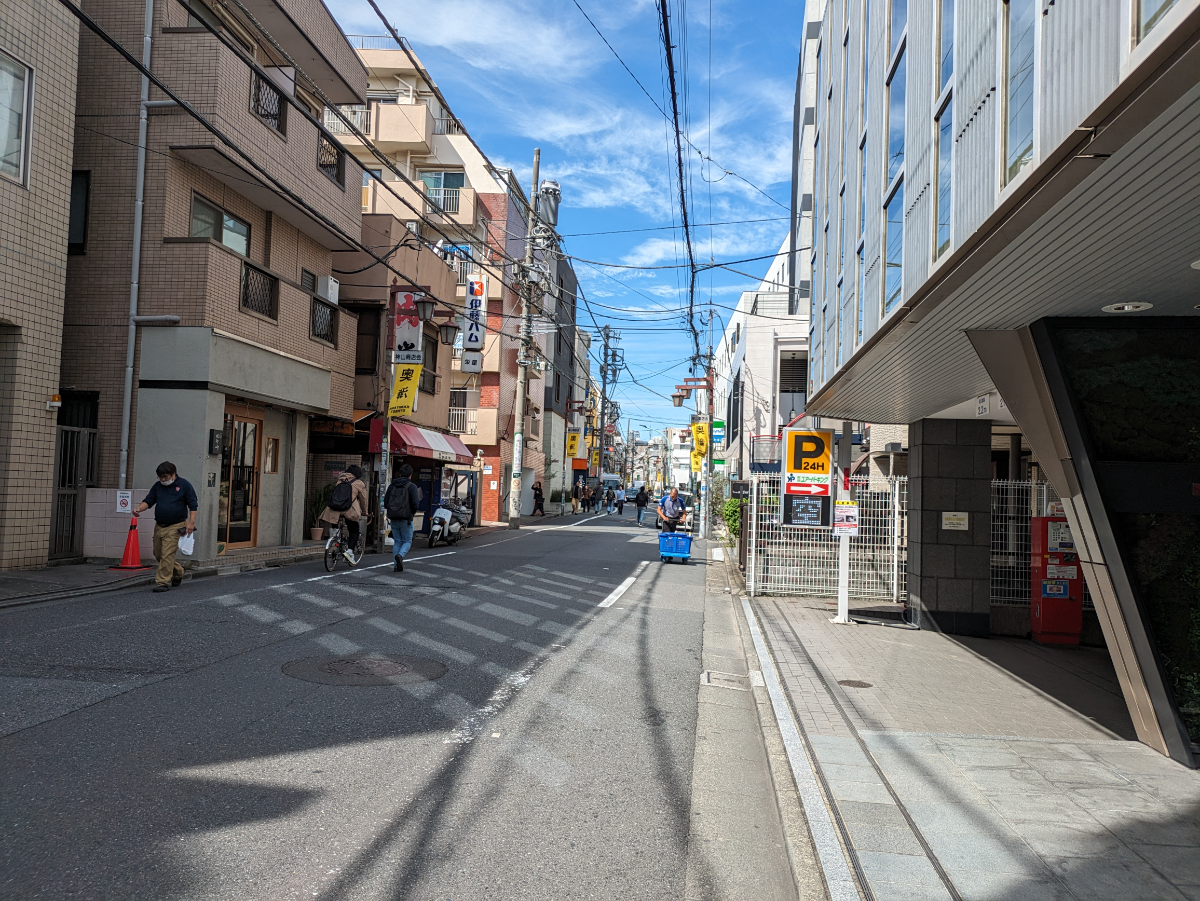 fresh/building/J00100360300_2