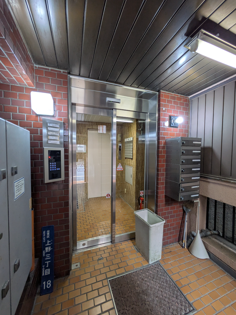 fresh/building/J00100360851_16