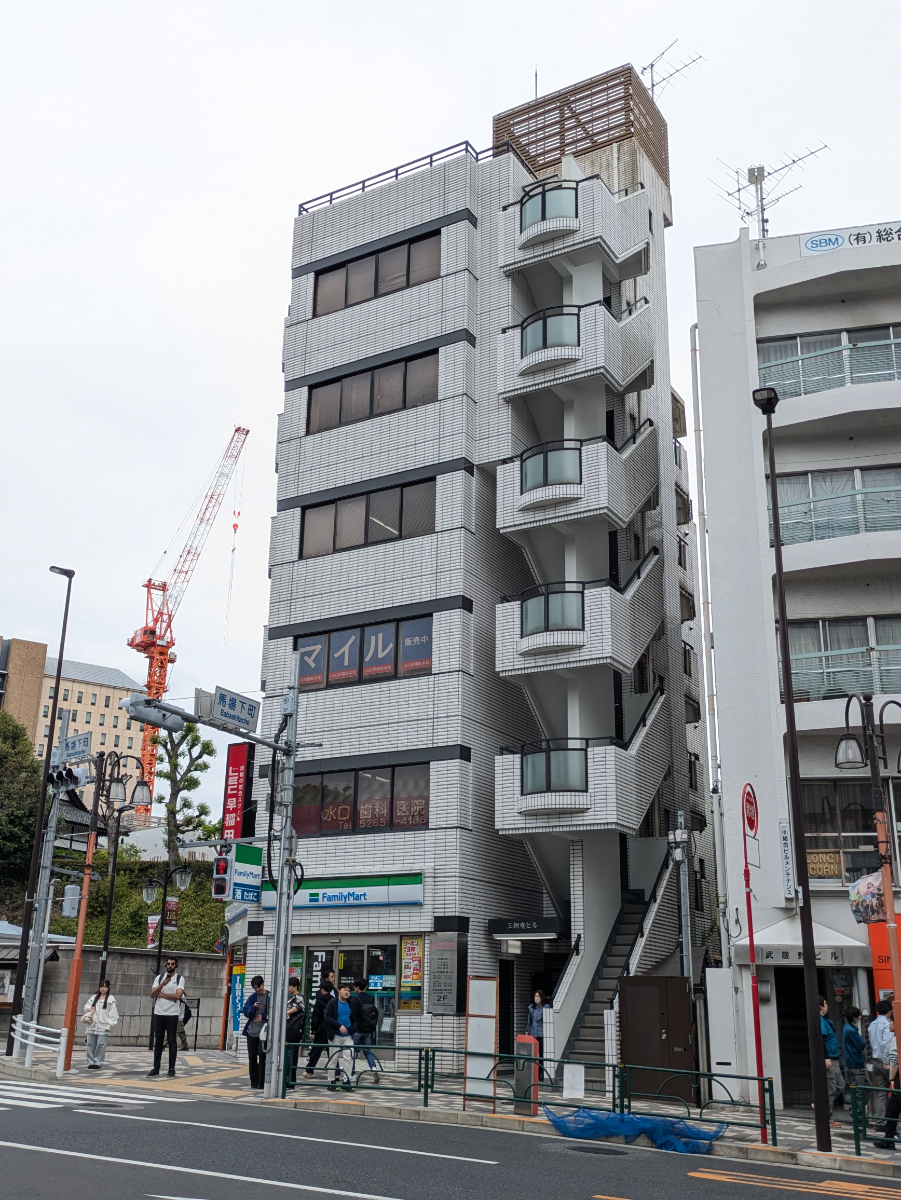 fresh/building/J00100360896_1