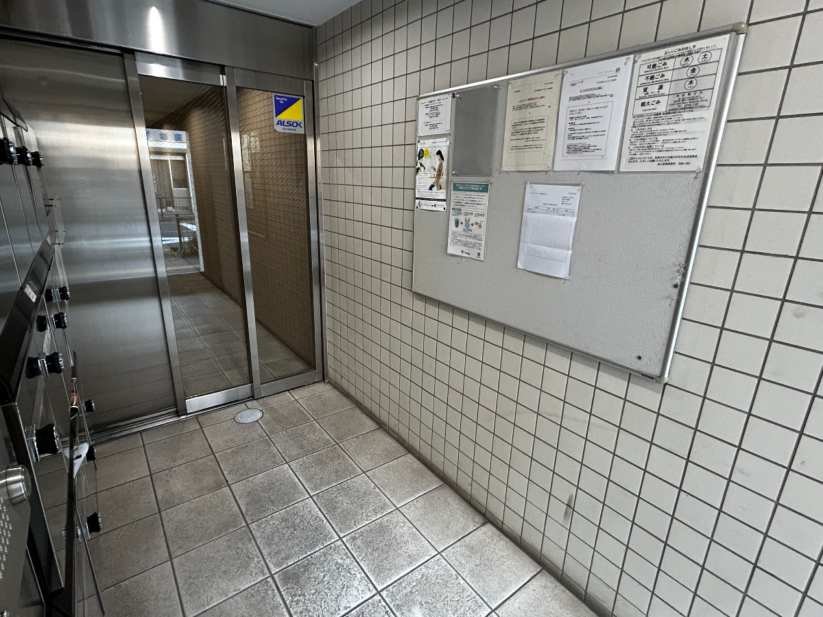 fresh/building/J00100363057_64