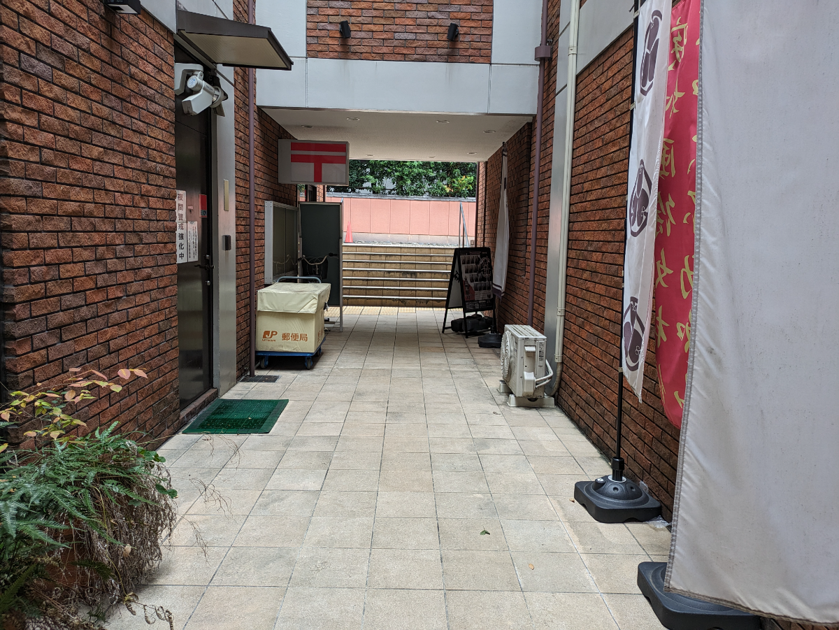 fresh/building/J00100363399_64