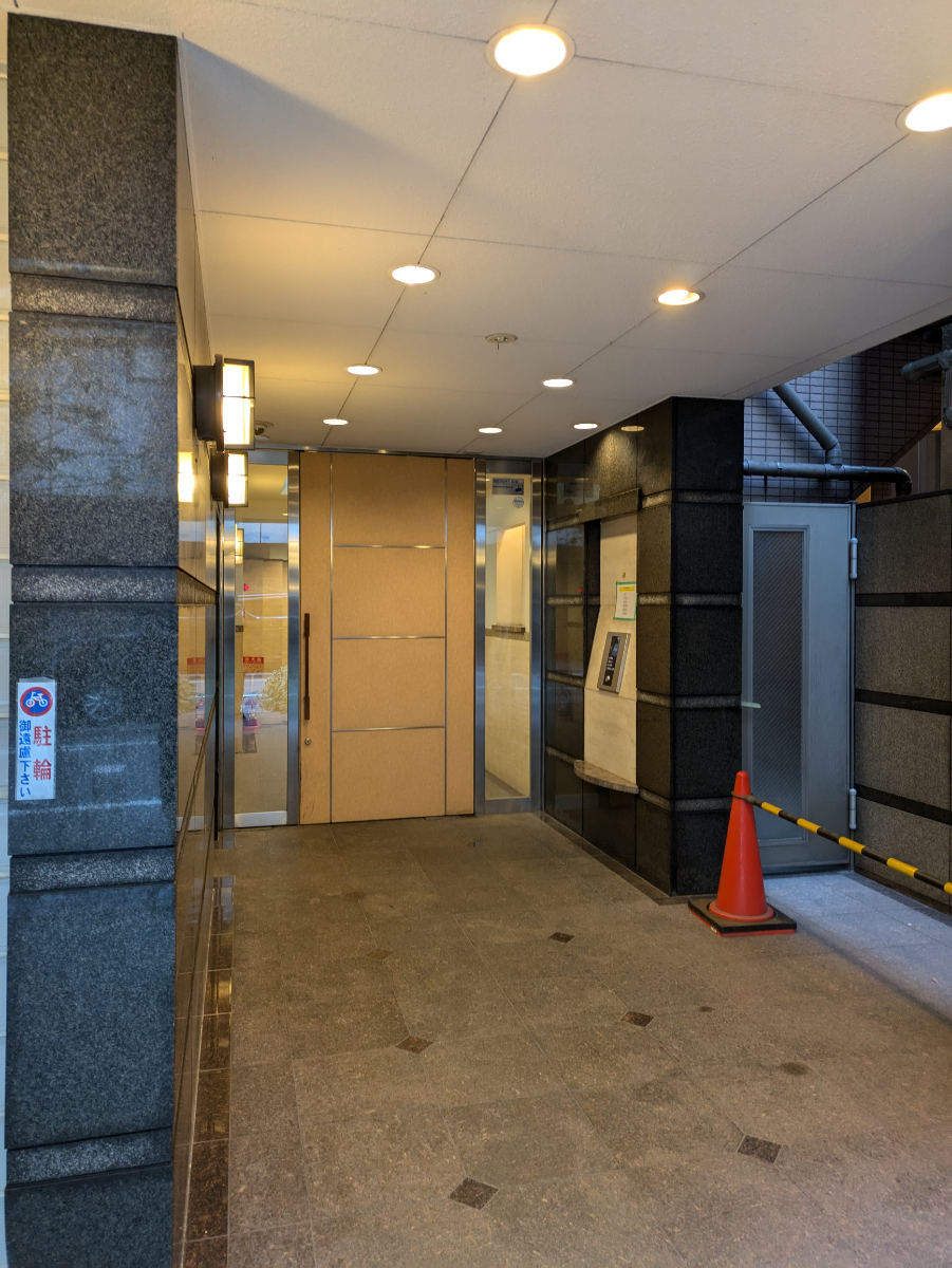 fresh/building/J00100364137_12