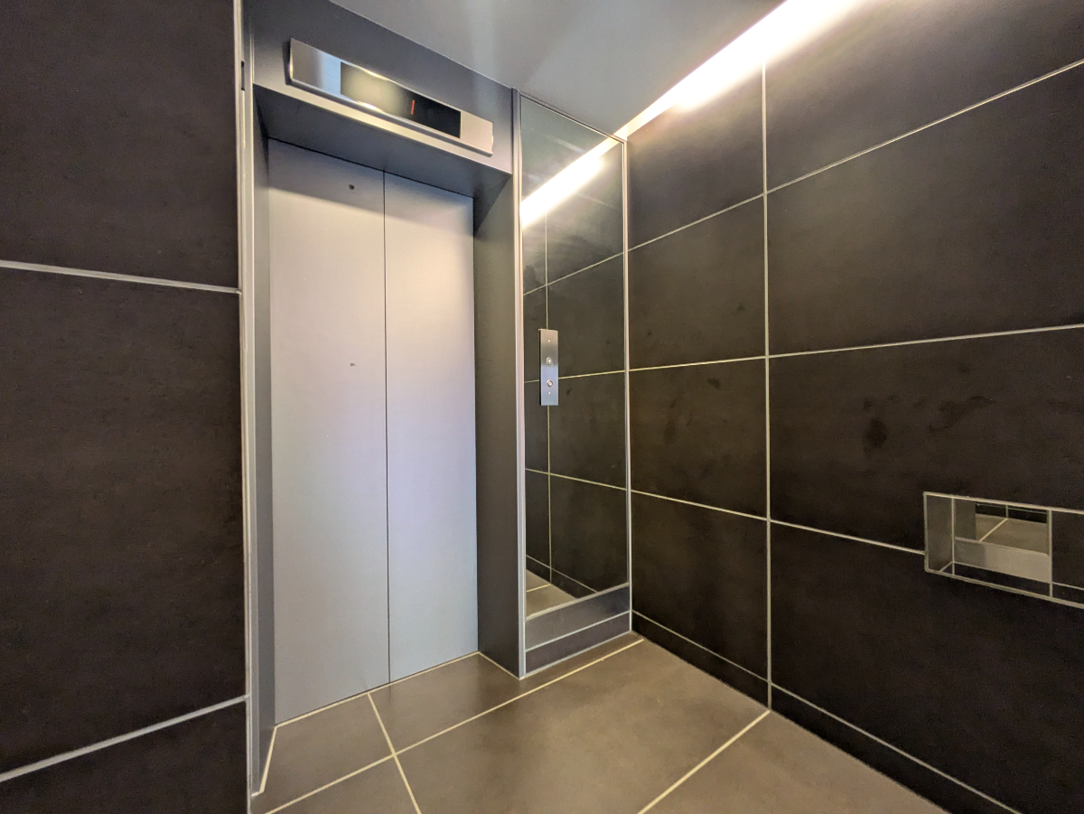 fresh/building/J00100365242_4
