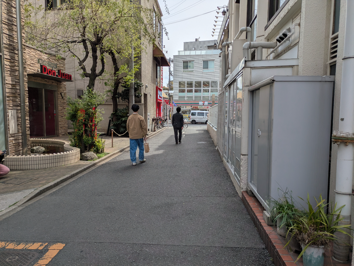 fresh/building/J00100368027_2