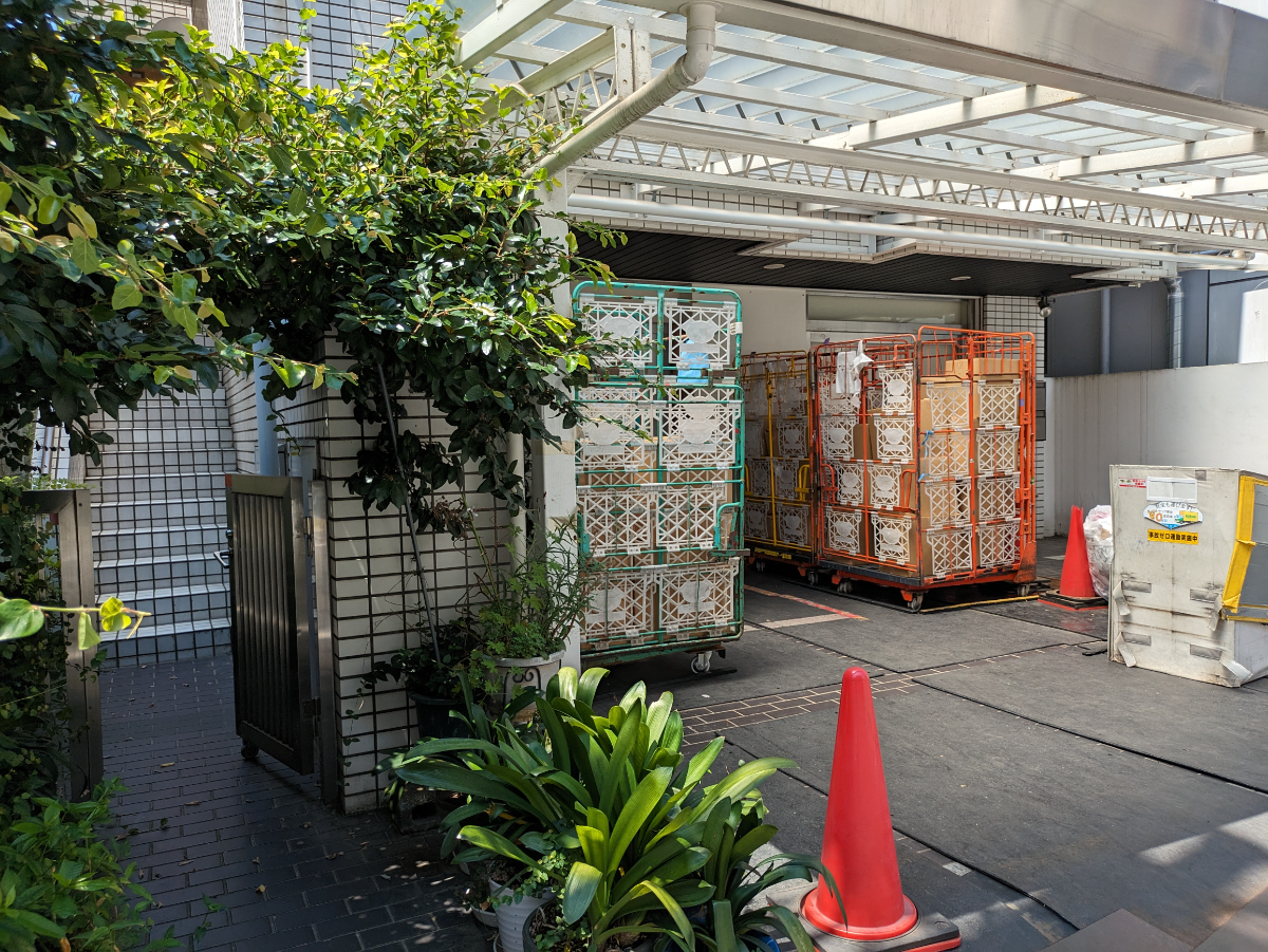fresh/building/J00100368323_3