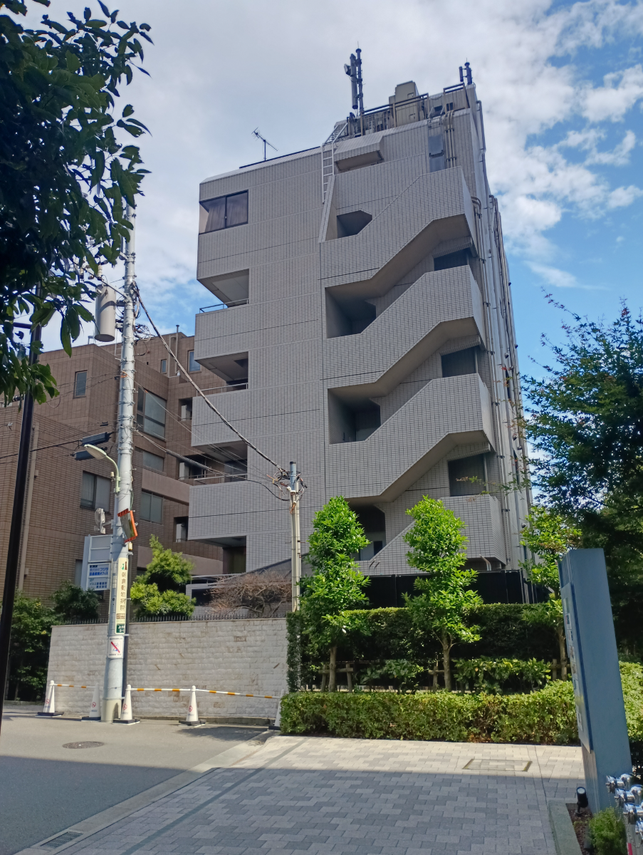 fresh/building/J00100368572_1
