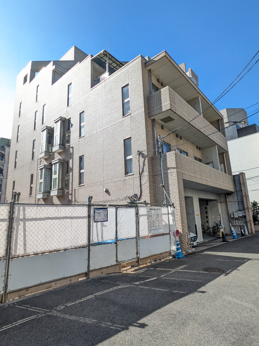 fresh/building/J00100368717_15