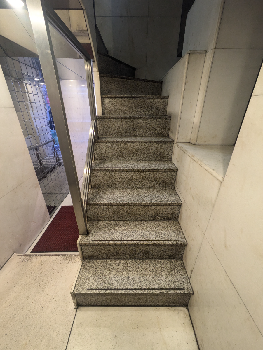 fresh/building/J00100369485_5
