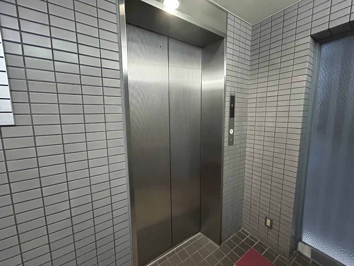 fresh/building/J00100370100_4