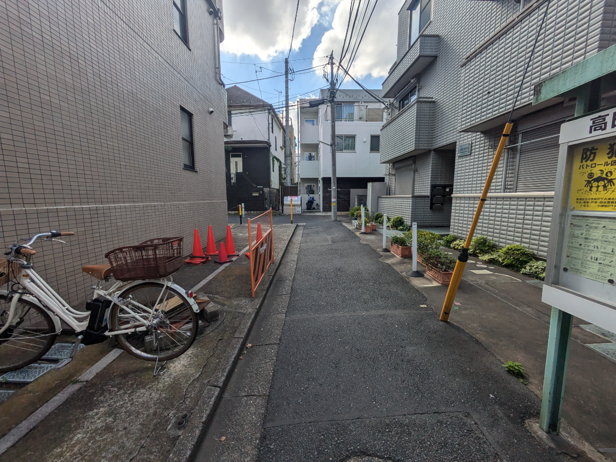 fresh/building/J00100370348_2