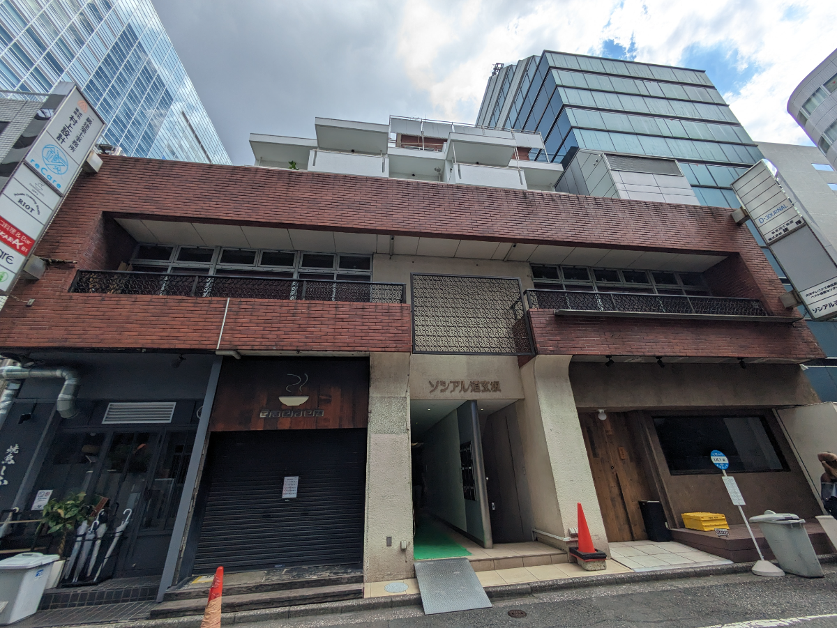 fresh/building/J00100370758_1