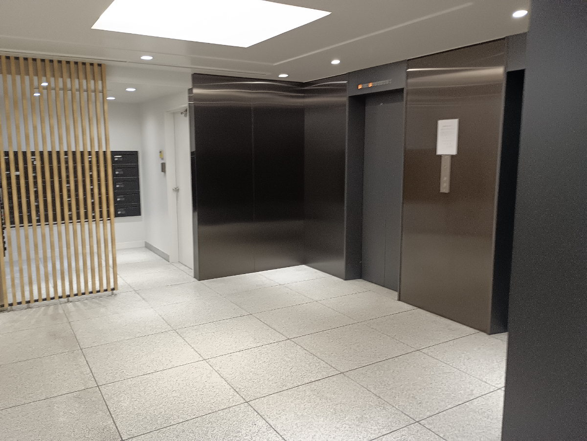 fresh/building/J00100371038_4