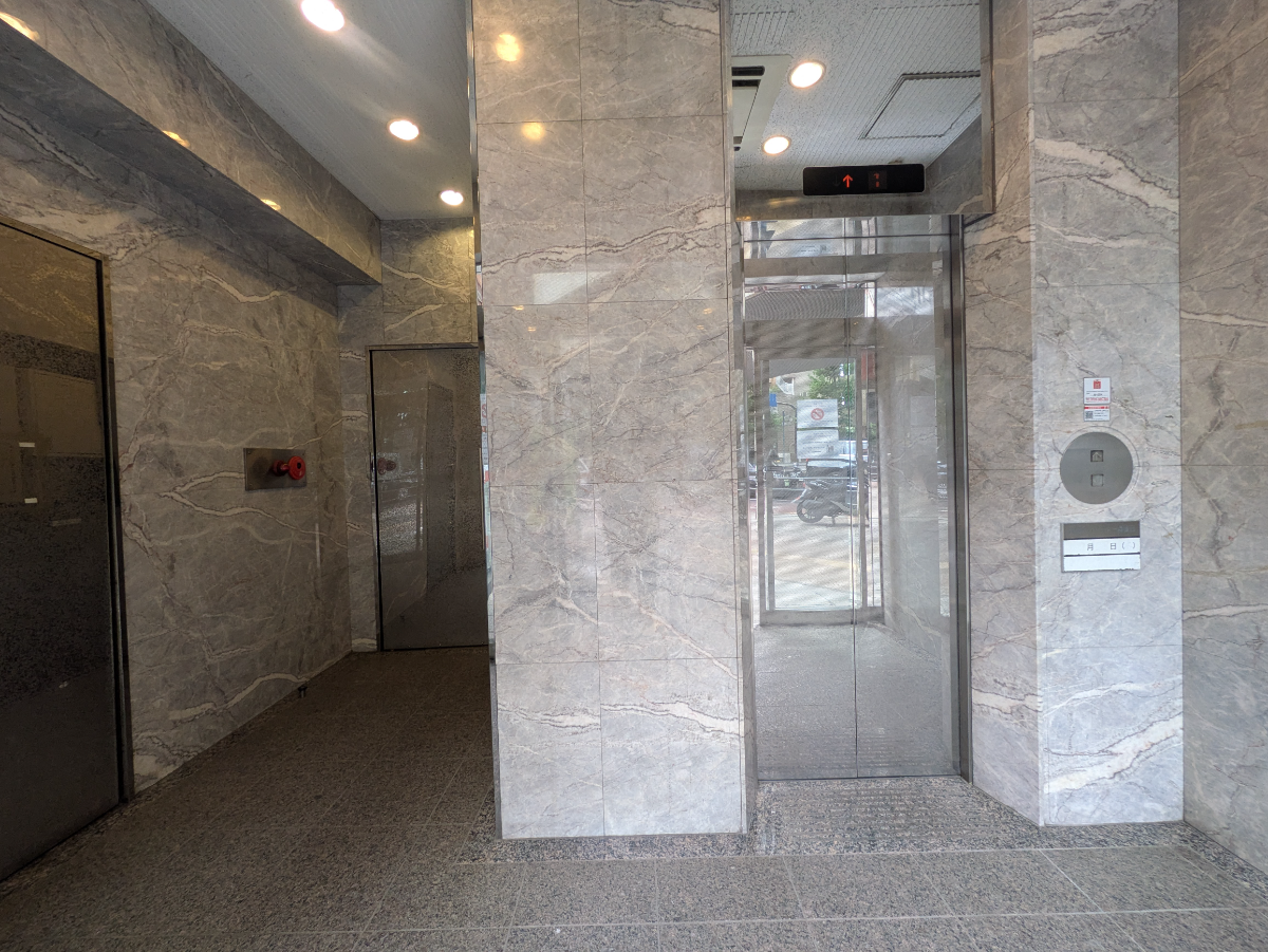 fresh/building/J00100371370_4