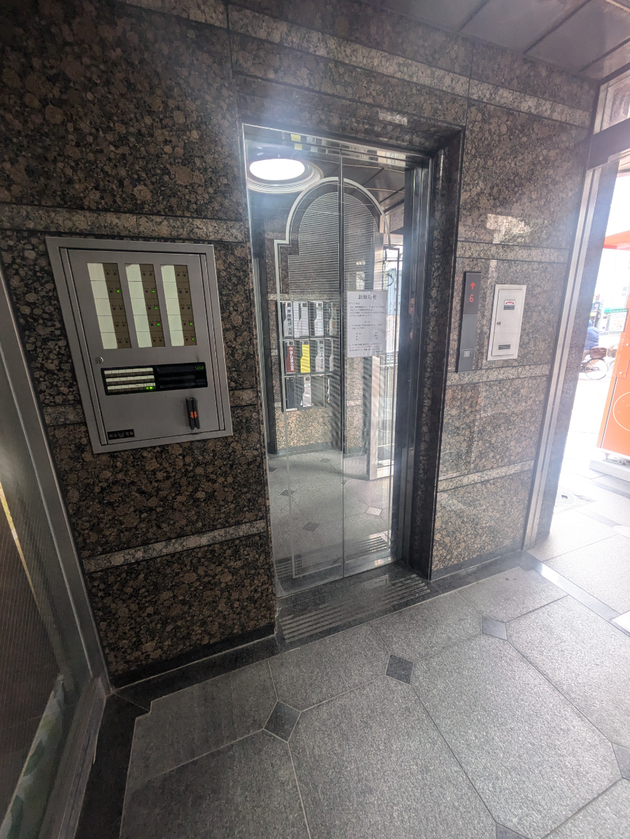 fresh/building/J00100371576_4