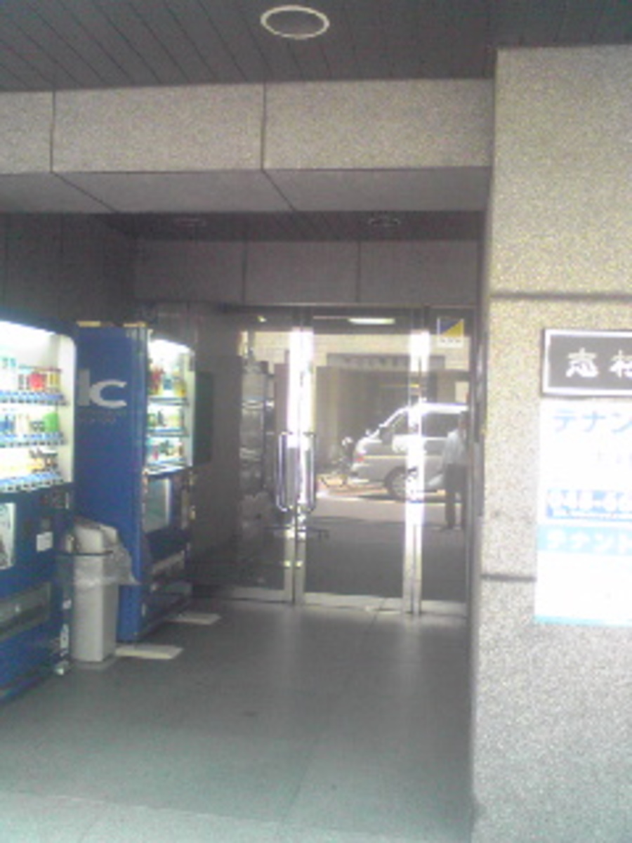 fresh/building/J00100372103_3