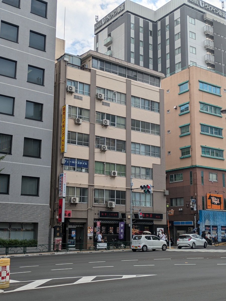 fresh/building/J00100373094_64
