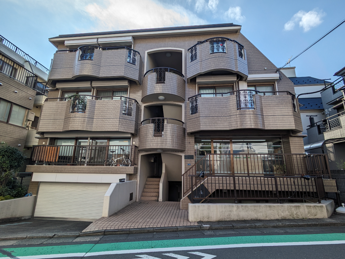 fresh/building/J00100373102_1
