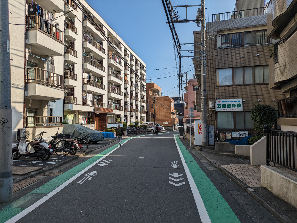 fresh/building/J00100373102_12