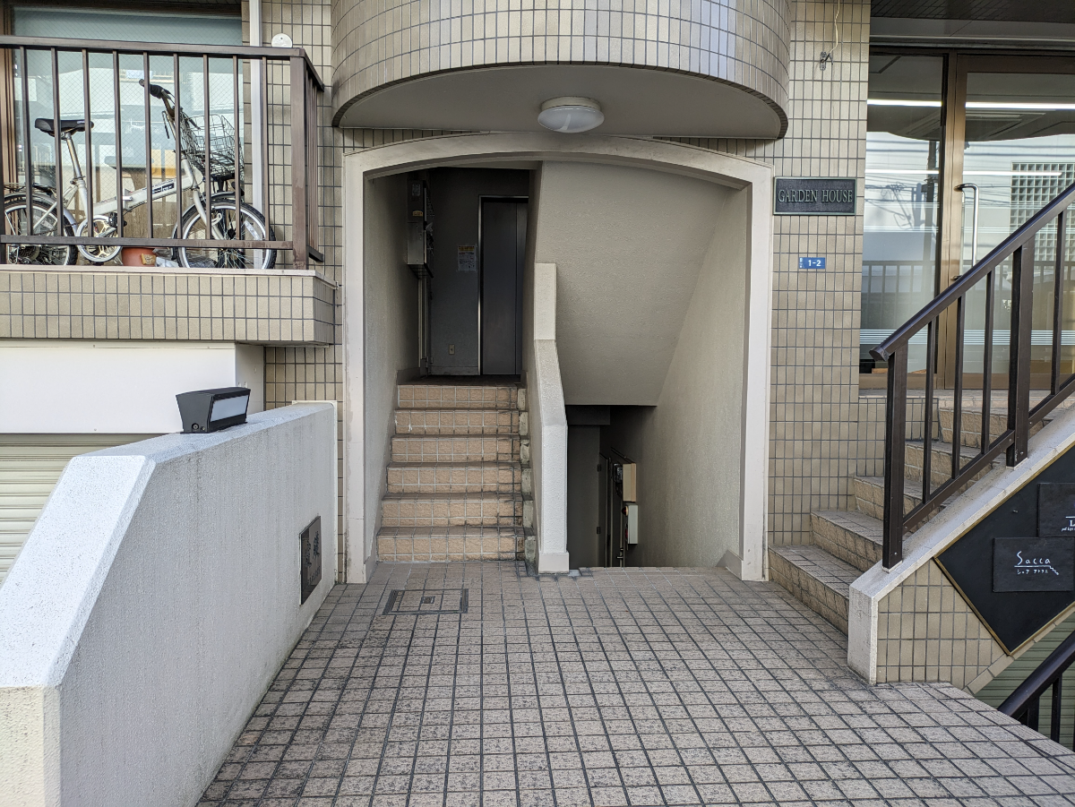 fresh/building/J00100373102_3