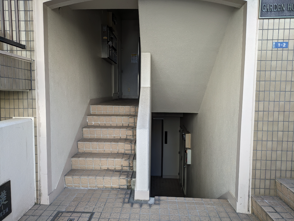 fresh/building/J00100373102_6