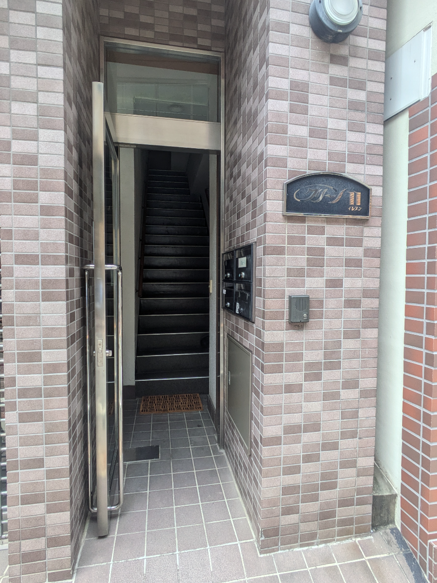 fresh/building/J00100373317_3