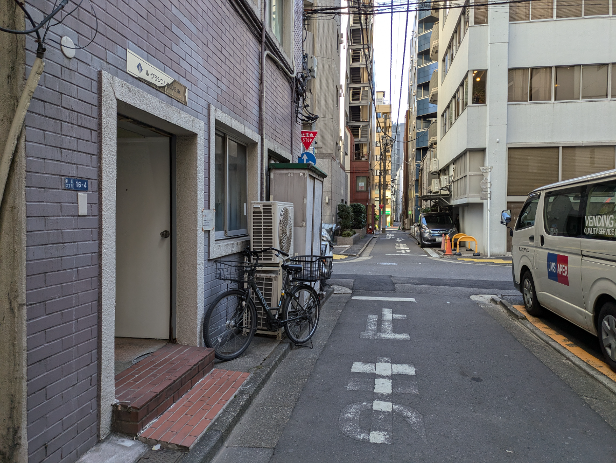 fresh/building/J00100373347_2