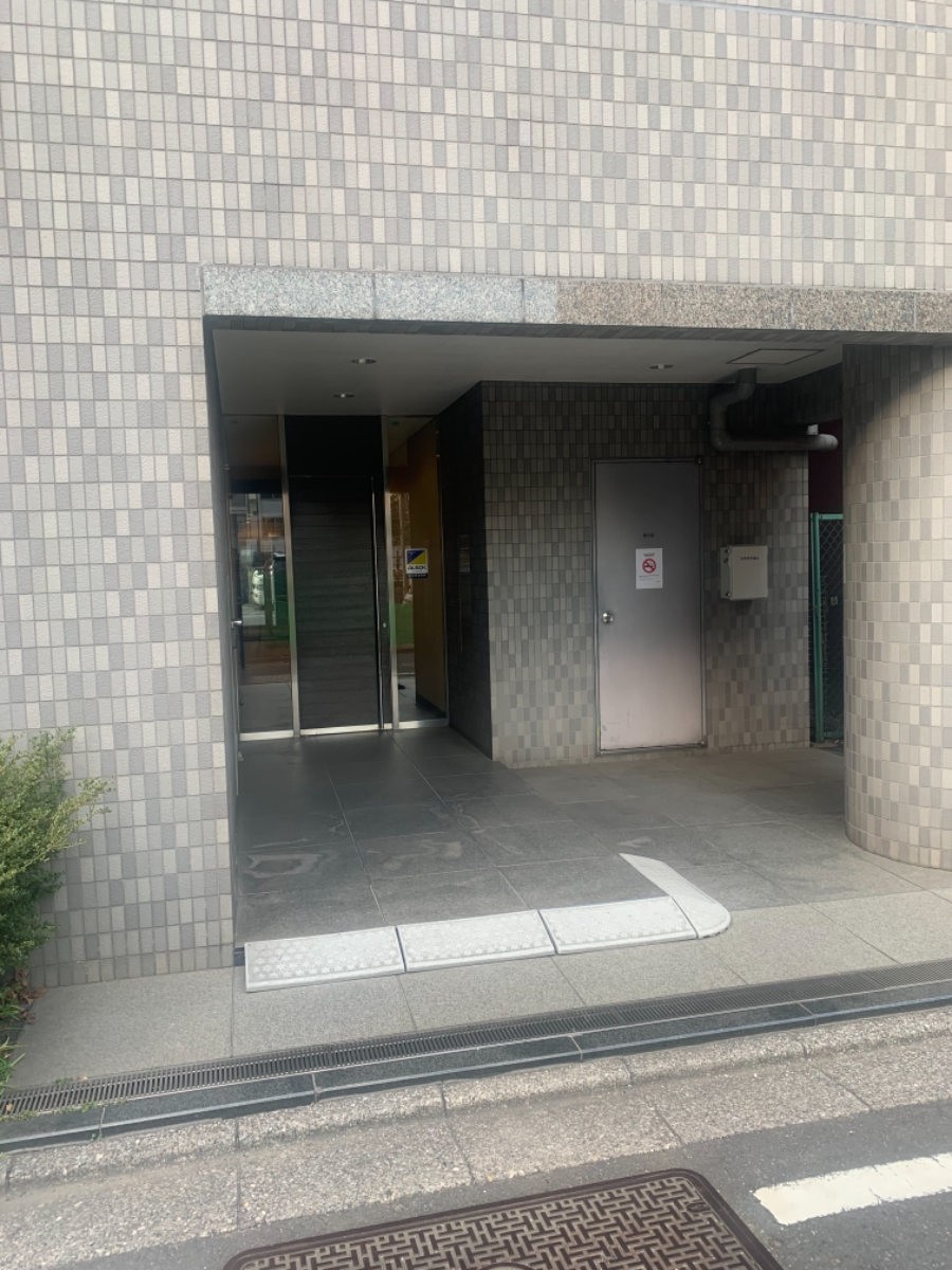 fresh/building/J00100373573_2