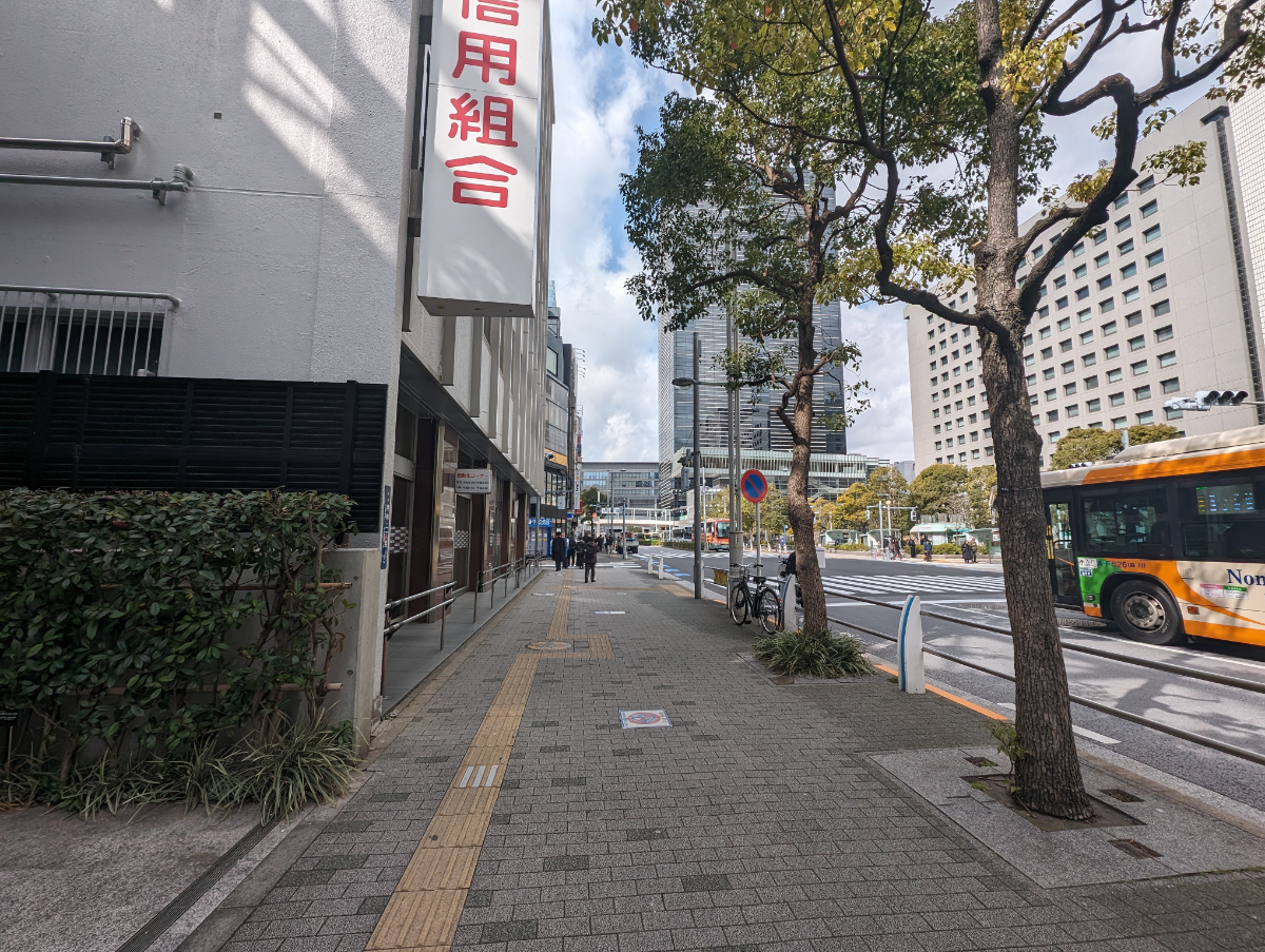 fresh/building/J00100373656_2
