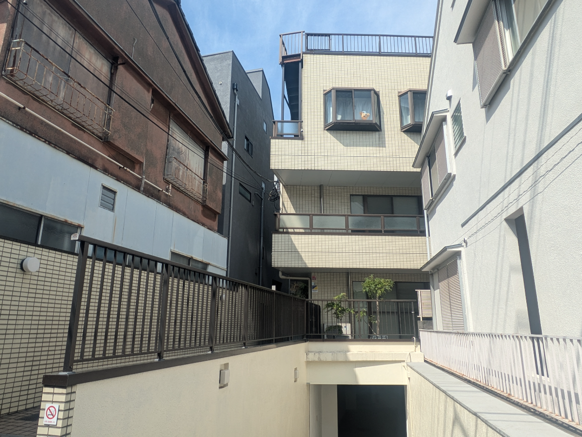 fresh/building/J00100373742_1