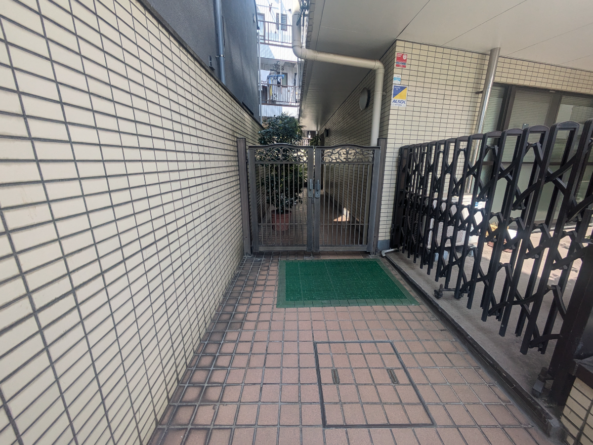 fresh/building/J00100373742_3