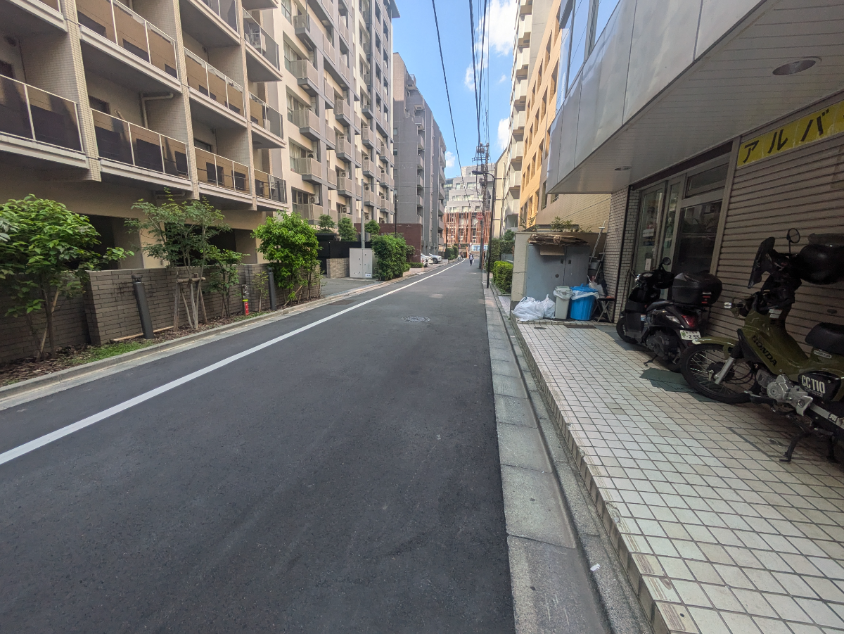 fresh/building/J00100373943_2