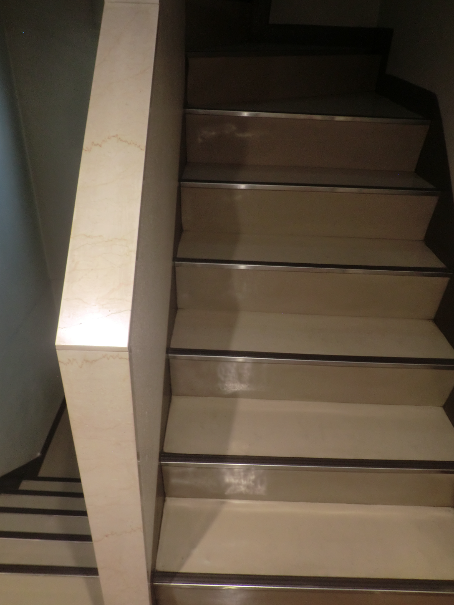 fresh/building/J00100374104_7