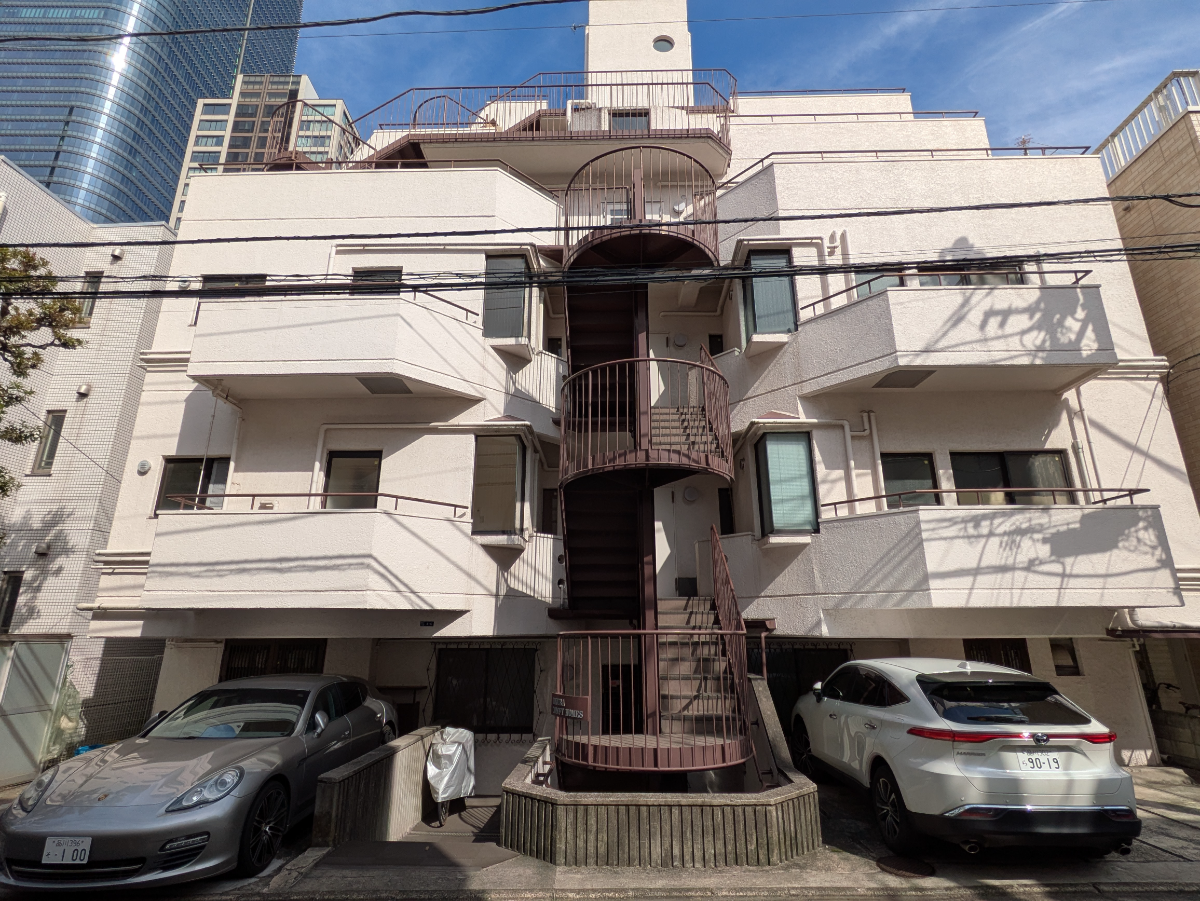 fresh/building/J00100374107_1