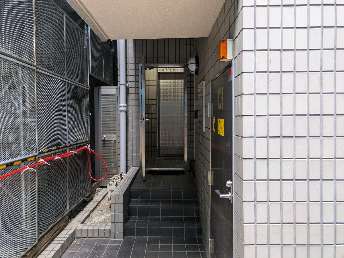 fresh/building/J00100374146_3