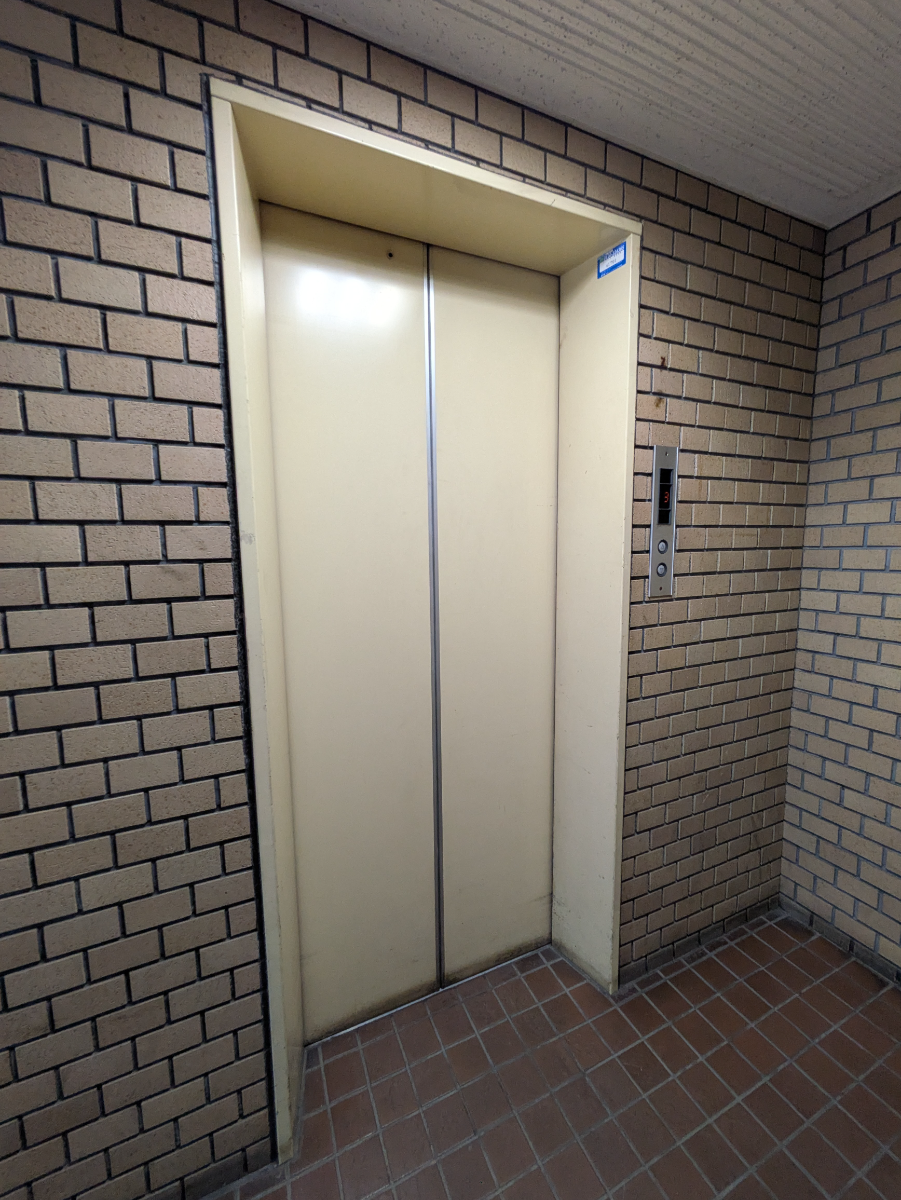 fresh/building/J00100374177_4