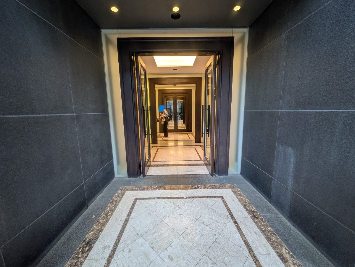 fresh/building/J00100374272_3