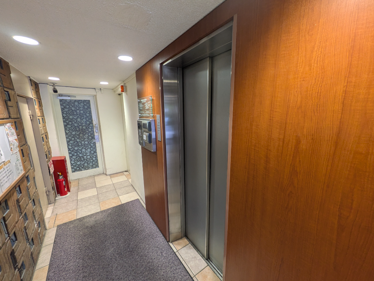 fresh/building/J00100374303_4