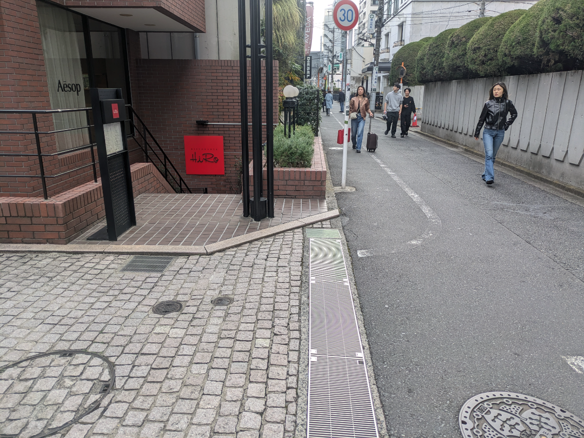 fresh/building/J00100374314_64