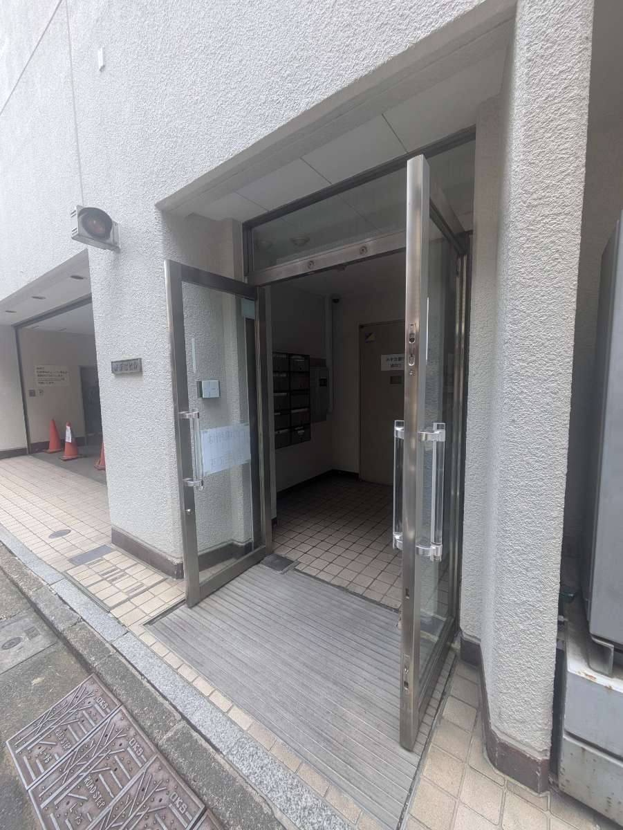 fresh/building/J00100374432_3