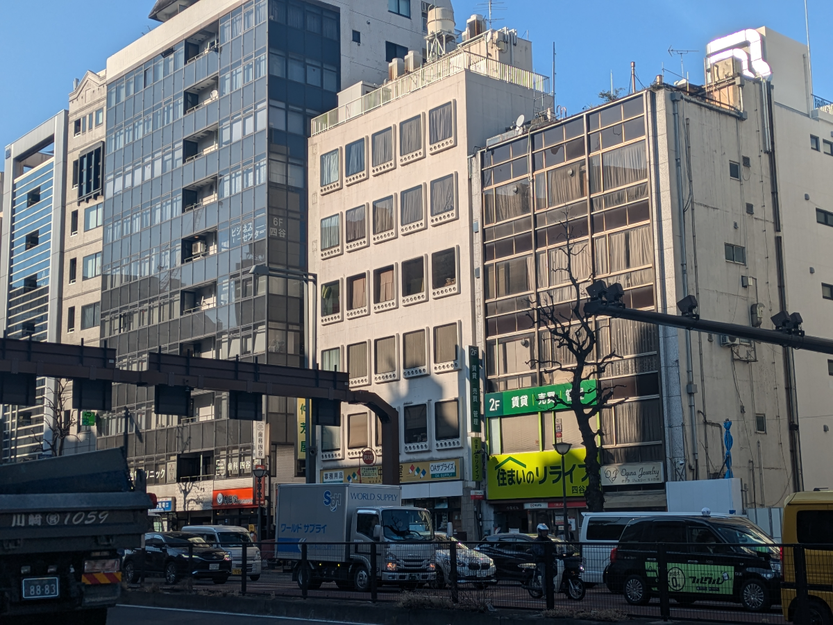 fresh/building/J00100374601_12
