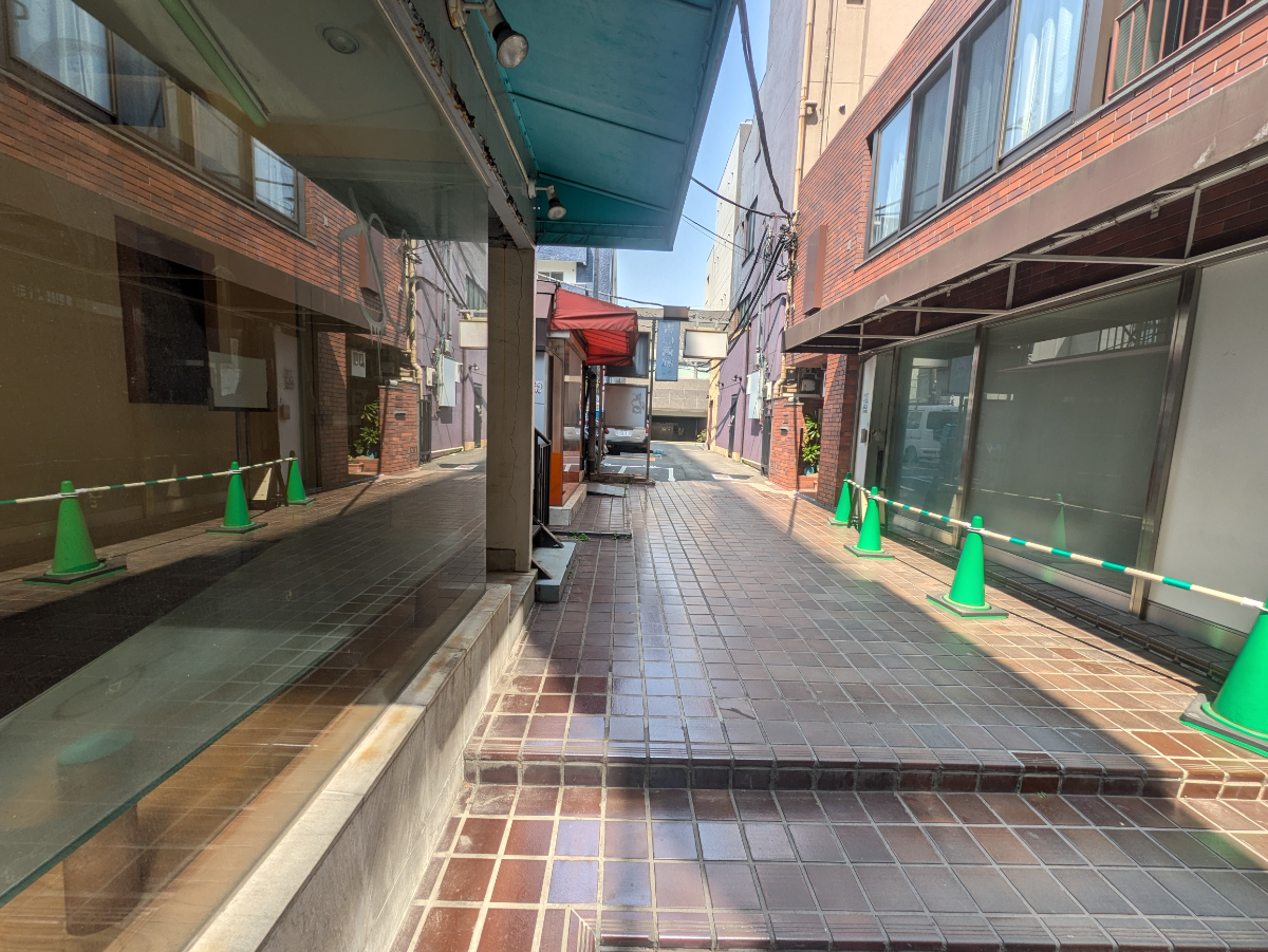 fresh/building/J00100374892_14
