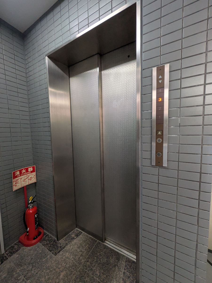 fresh/building/J00100375094_4