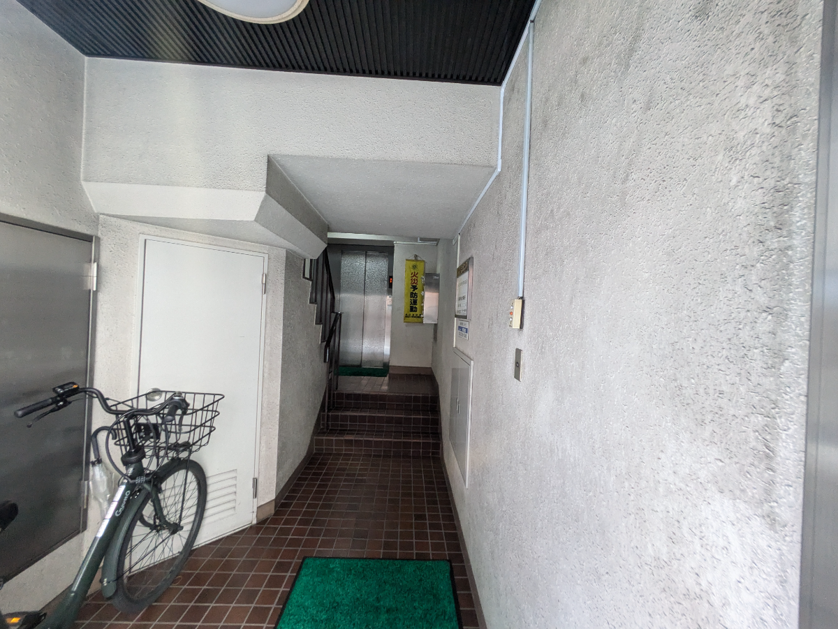 fresh/building/J00100375106_4