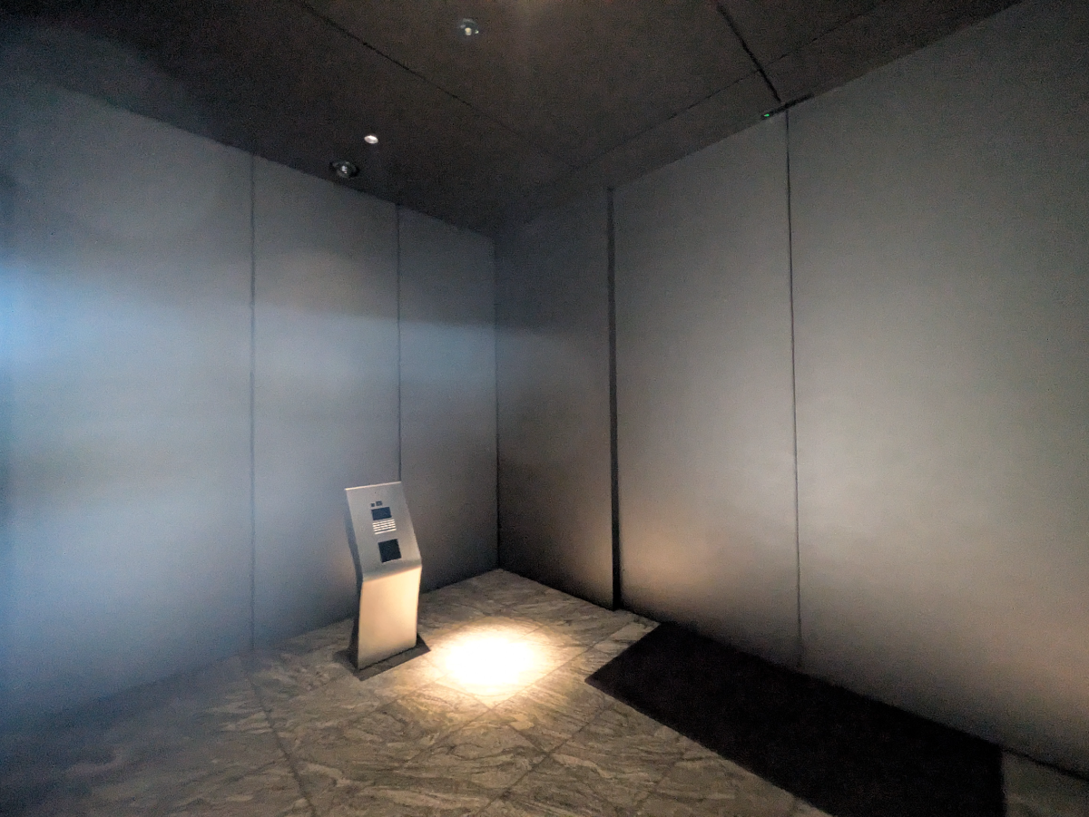 fresh/building/J00100375109_9