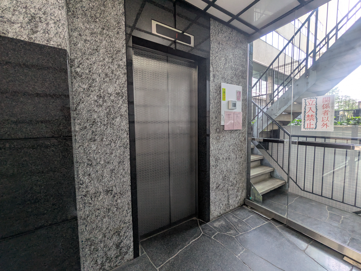 fresh/building/J00100375124_4