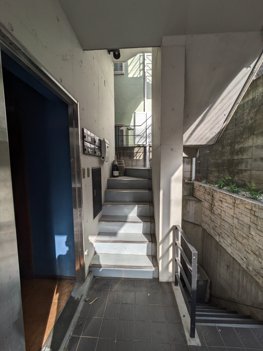fresh/building/J00100375175_4