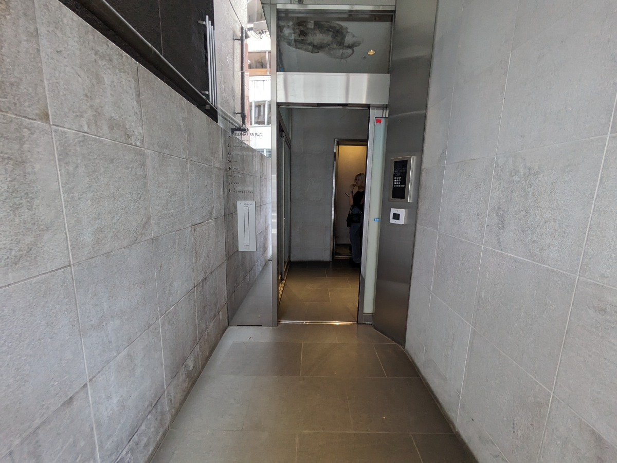 fresh/building/J00100375327_3
