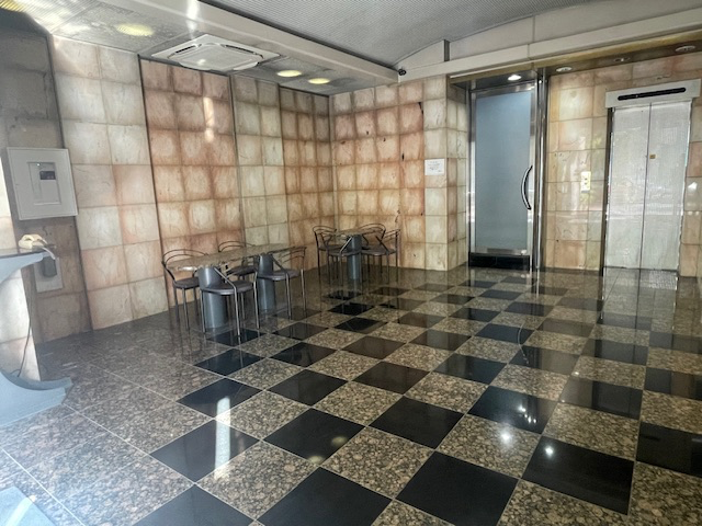 fresh/building/J00100375375_10