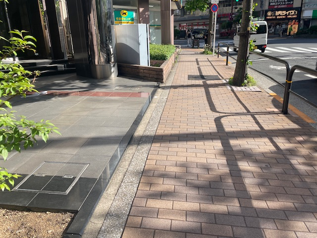 fresh/building/J00100375375_2