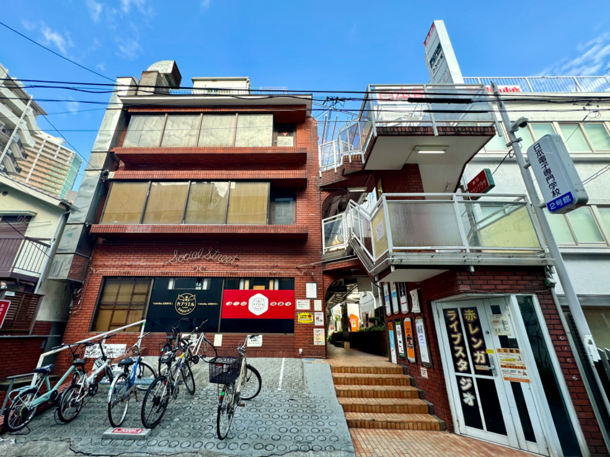fresh/building/J00100375411_1